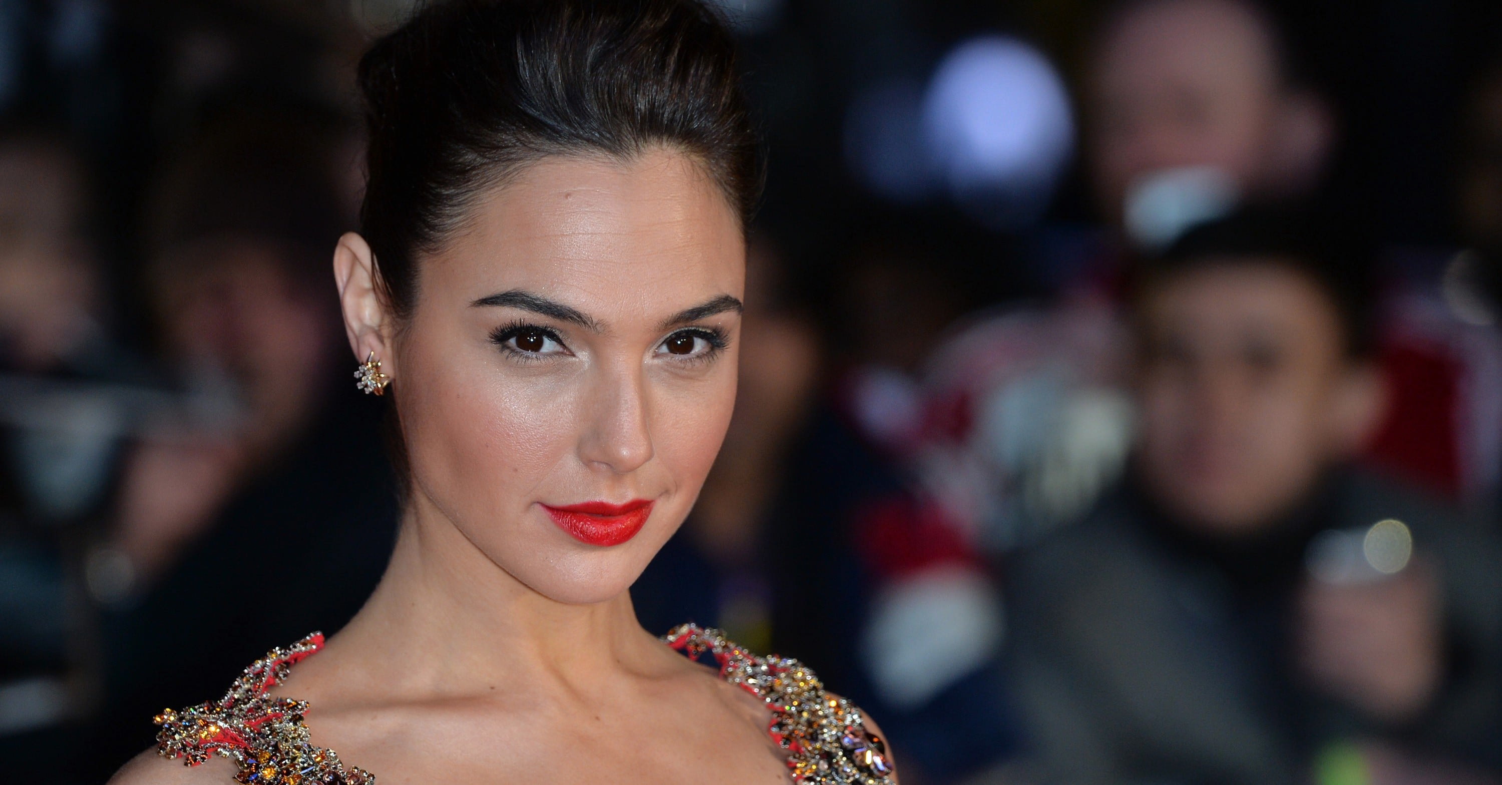 How Do You Pronounce Gal Gadot's Name How to Pronounce Gal Gadot | POPSUGAR Celebrity