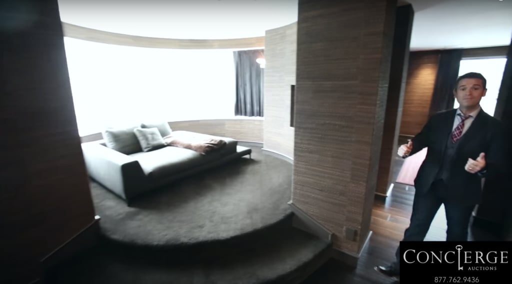 Lounge Area Pictures of Michael Jordan's Chicago House POPSUGAR