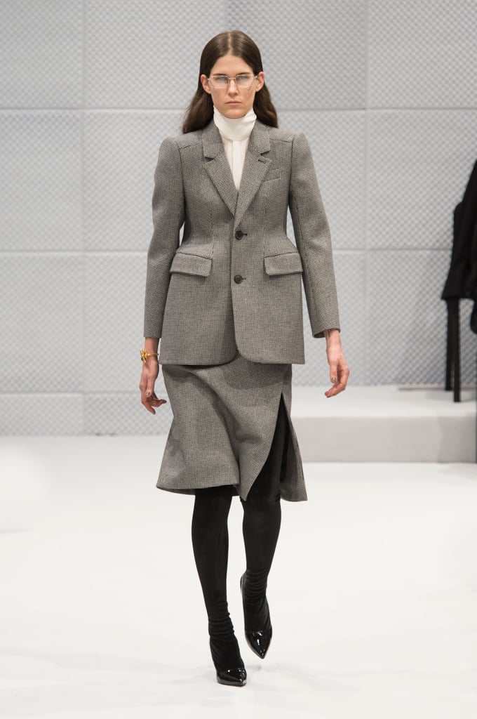 Balenciaga Fall 2016 Runway