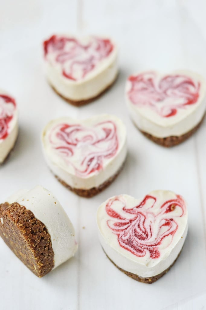 Vegan, GlutenFree Mini Strawberry Cheesecakes NoBake Cheesecake