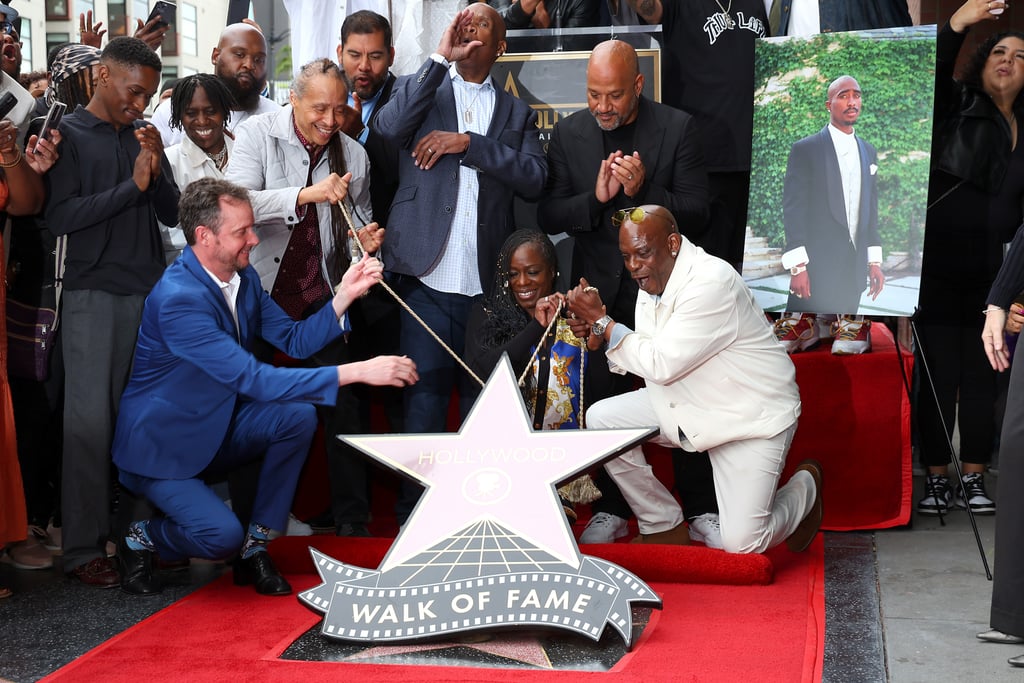 Tupac Shakur接收明星在好莱坞星光大道