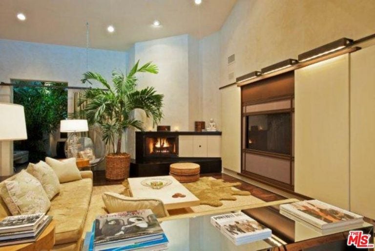 Rent Sandra Bullock's LA House