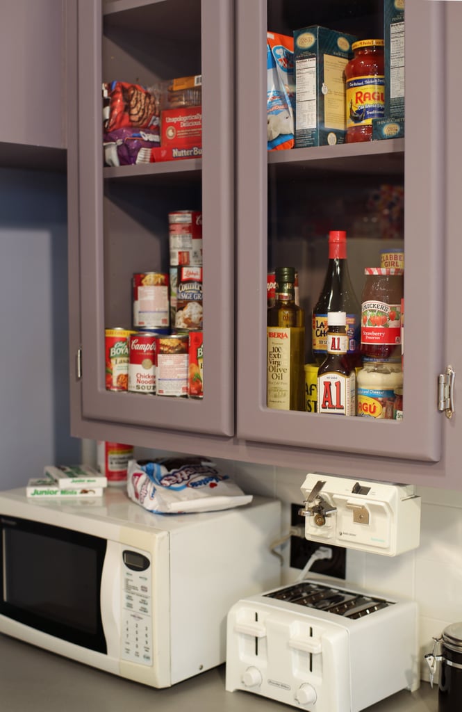 White Appliances Seinfeld Apartment Tour POPSUGAR Home Photo 9