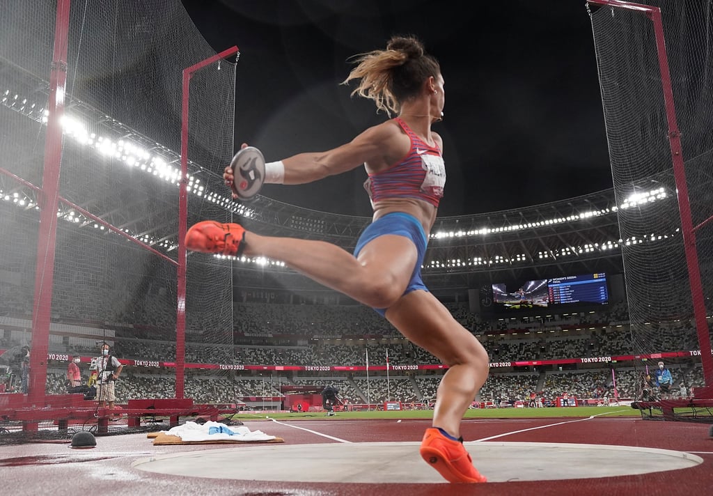 American Valarie Allman Wins Discus Gold At 2021 Olympics Popsugar Fitness Uk Photo 4