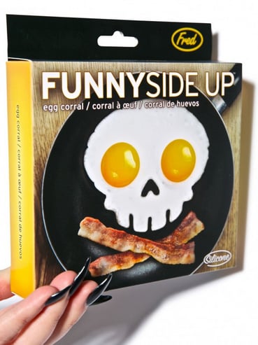 Funny Side Up Skull Corral ($13)