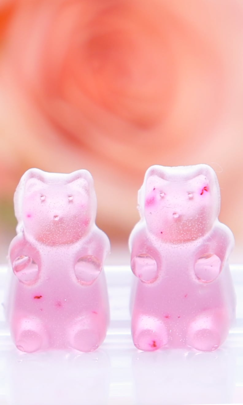 Get the taste of Rosé in a gummy bear.