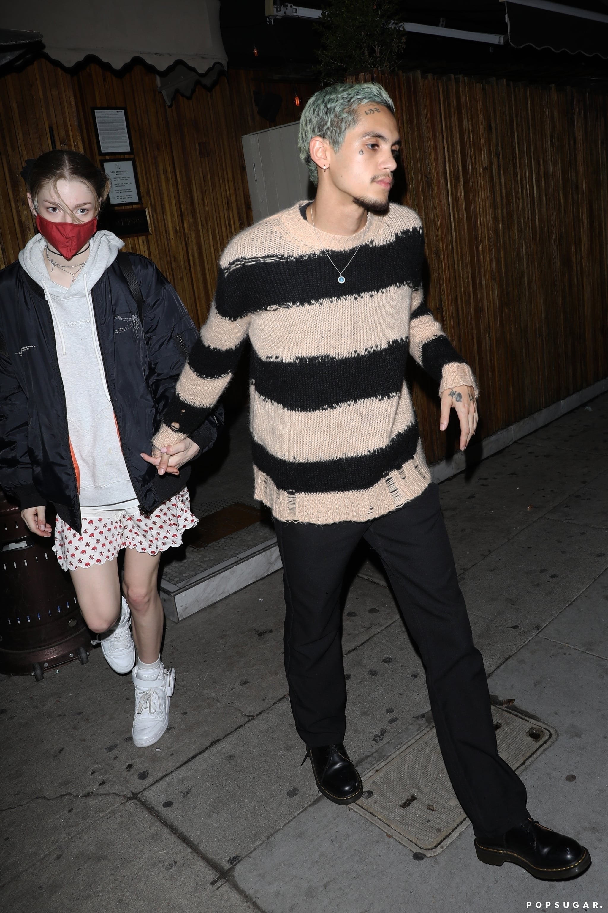 Euphoria Costars Hunter Schafer And Dominic Fike Are Dating Popsugar Celebrity