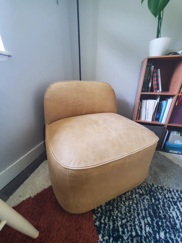 Best Swivel Leather Chair