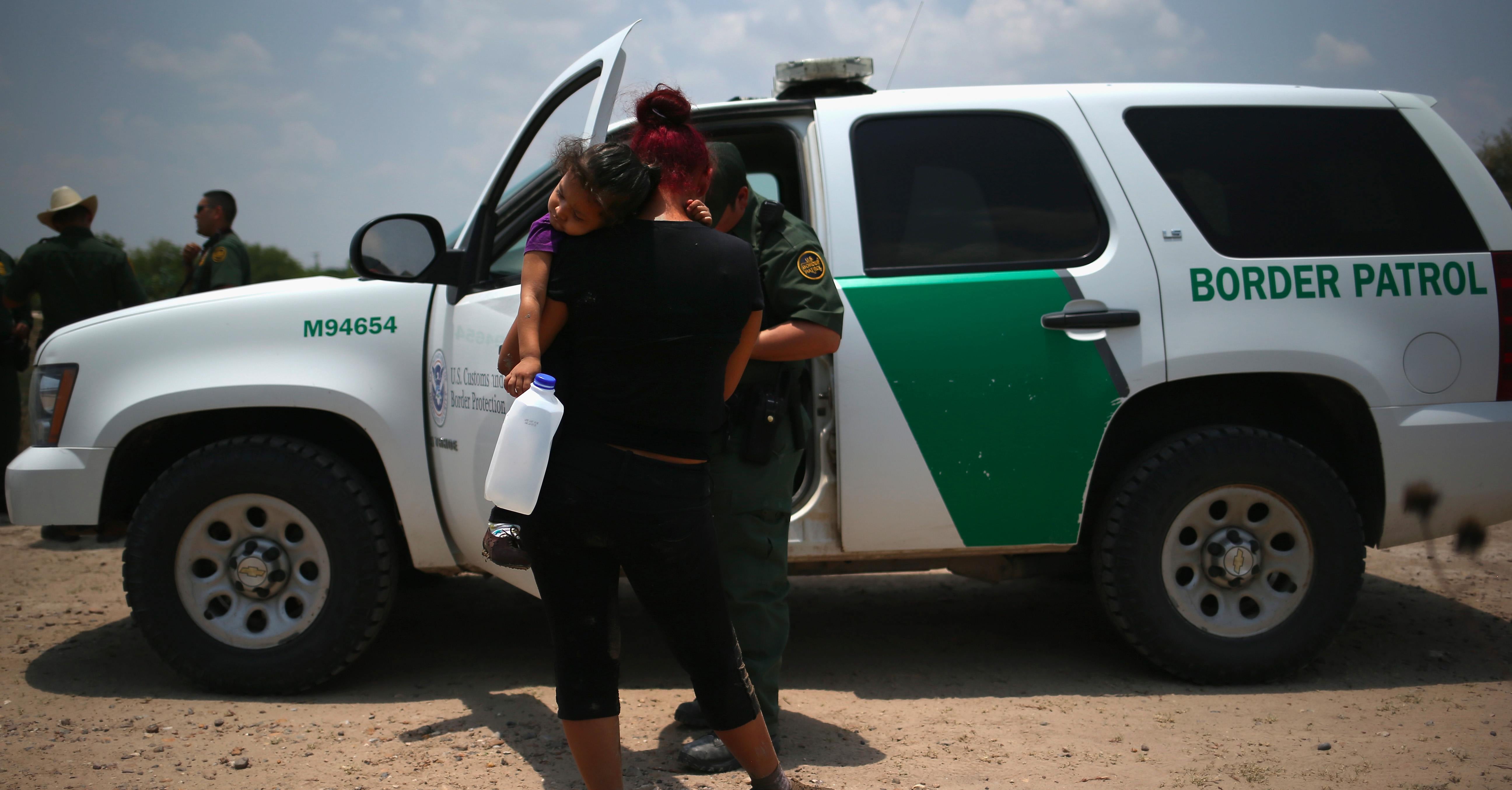 SB4 Texas Immigration Bill Passes Through House POPSUGAR News