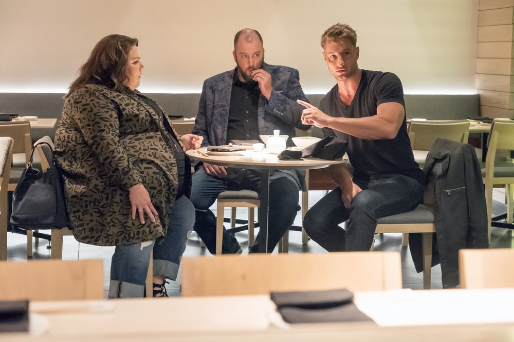 Something tells us dinner between these three isn't going so hot.