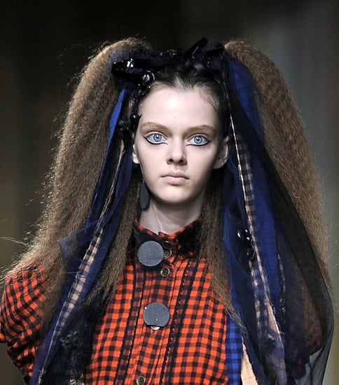 Autumn Winter 2008 Catwalk Runway Beauty Fashion Trend Crimped Hair at ...