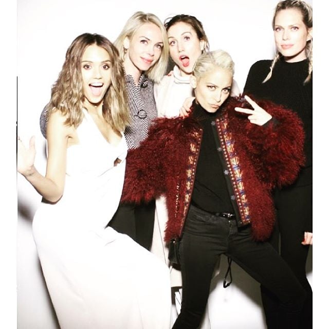 Jessica Alba posed with Nicole Richie and other guests.