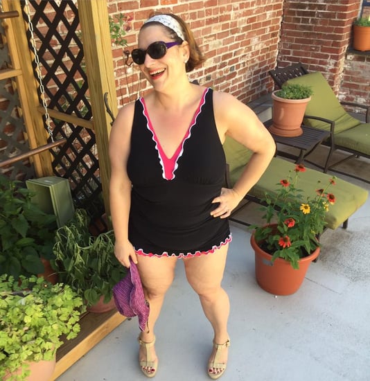 Jennifer Weiner Posts Swimsuit Picture