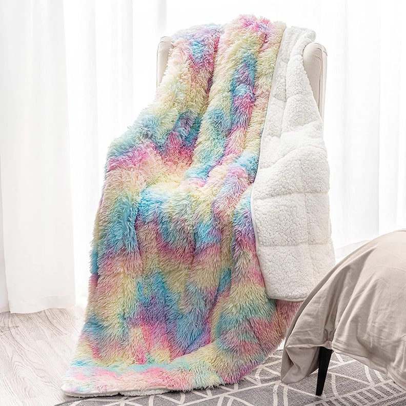 For Comfort: Sivio Faux Fur Weighted Blanket