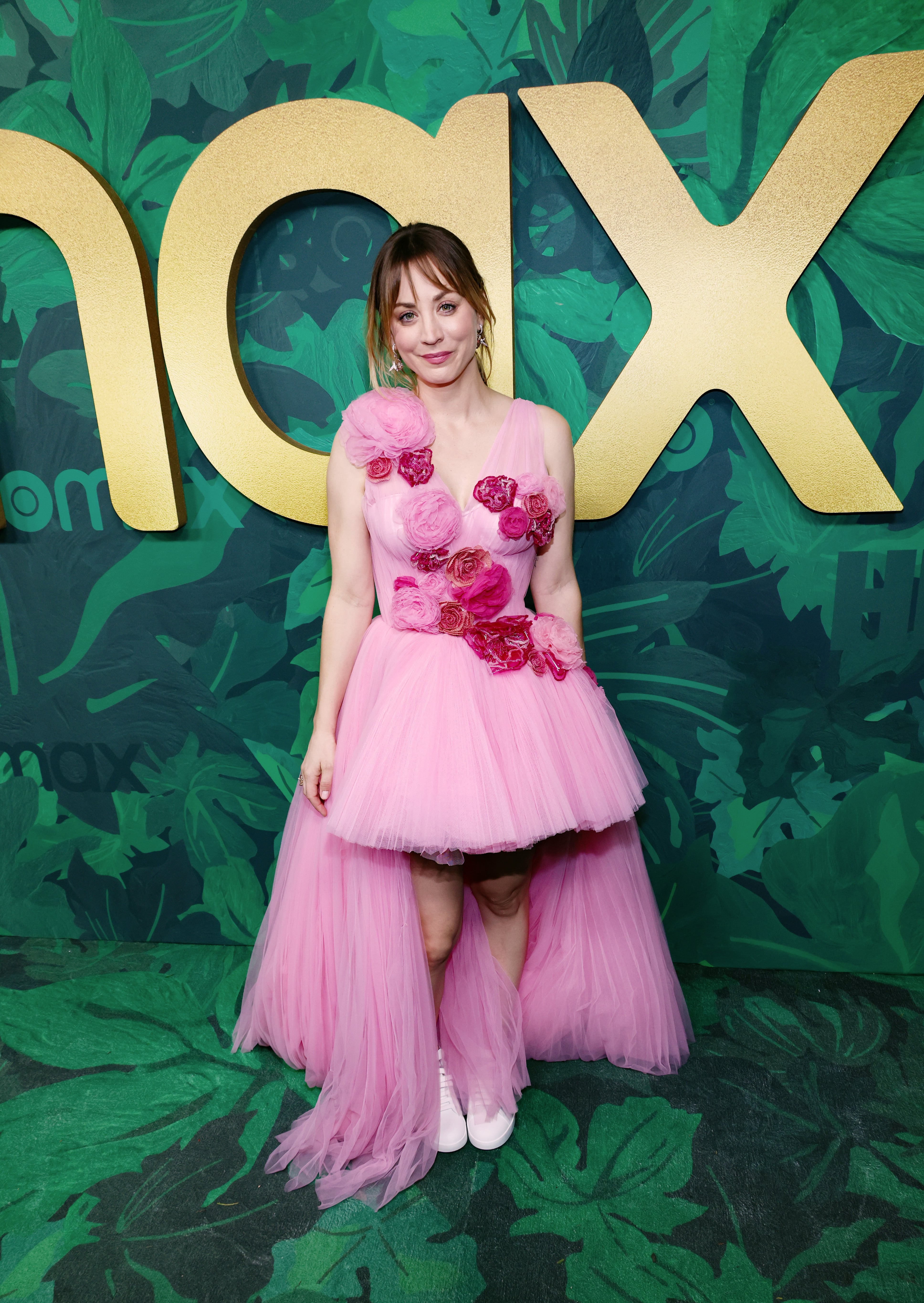 kaley cuoco pink dress Kaley Cuoco's Pink Emmys Dress | Photos