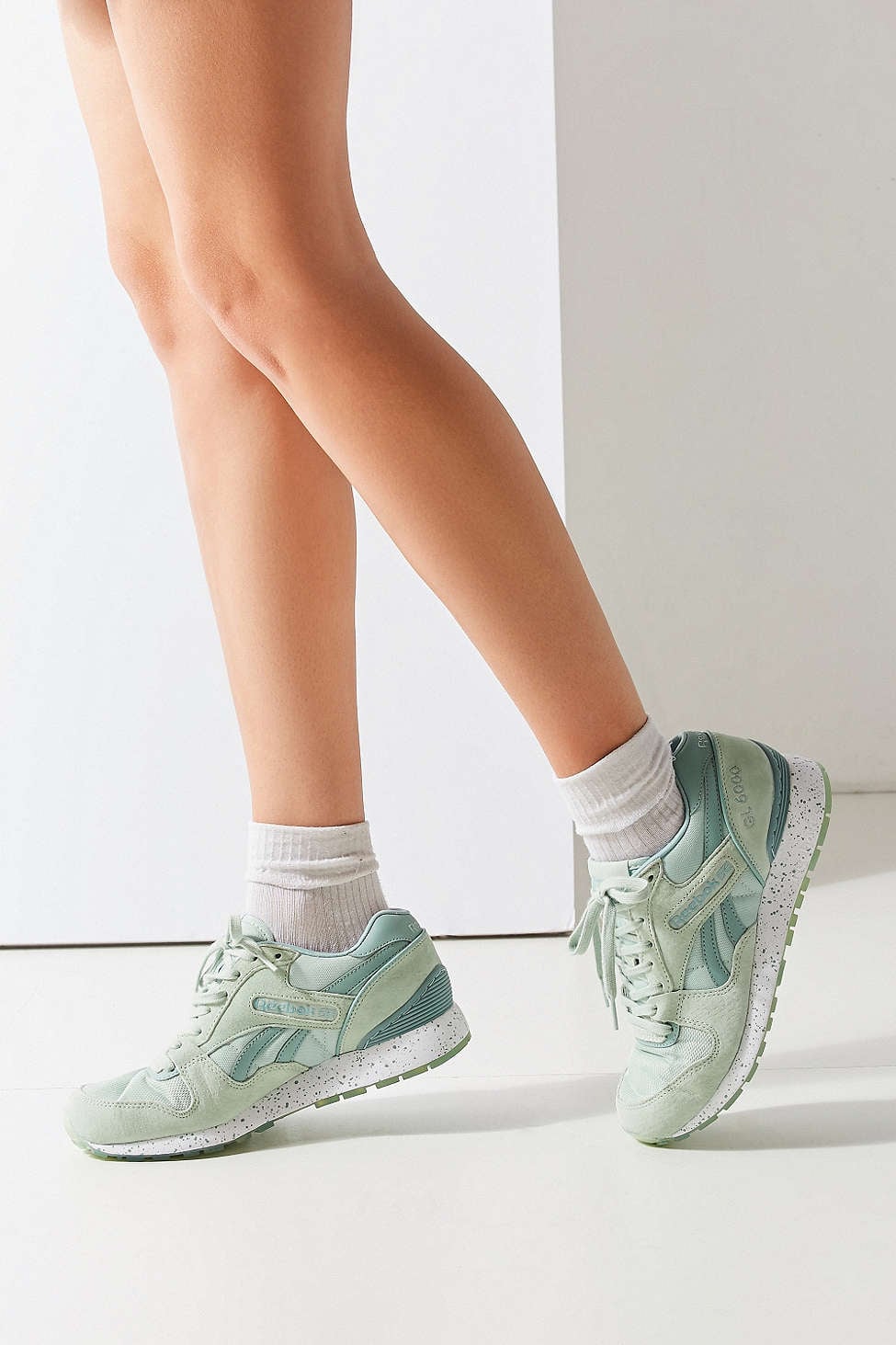 en sælger Okklusion fornuft Reebok GL 6000 Ice Running Sneaker | Our New Sneaker Obsession:  Monochromatic Everything | POPSUGAR Fitness Photo 16