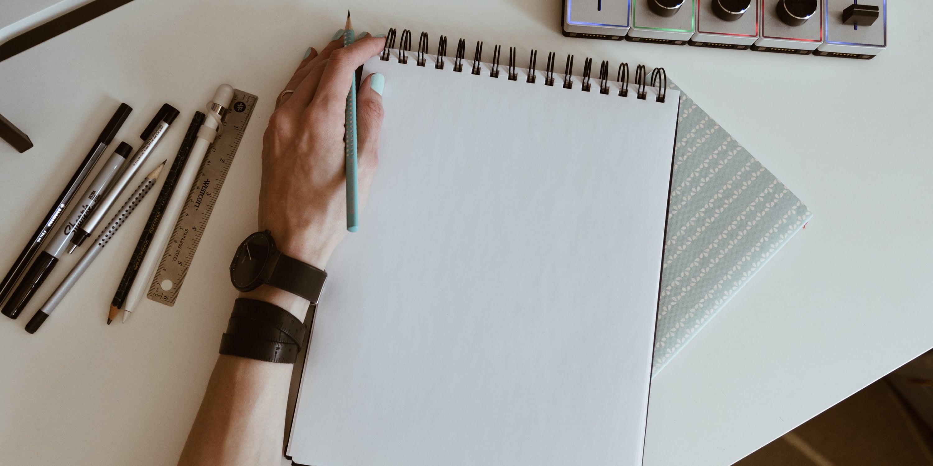 LeftHanded Problems POPSUGAR Smart Living