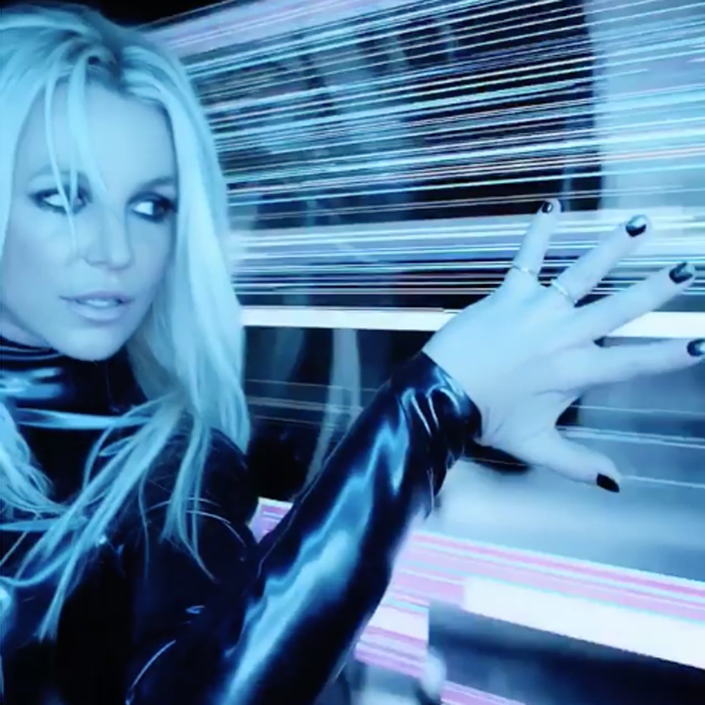 Britney-Spears-Teases-Prerogative-Fragra