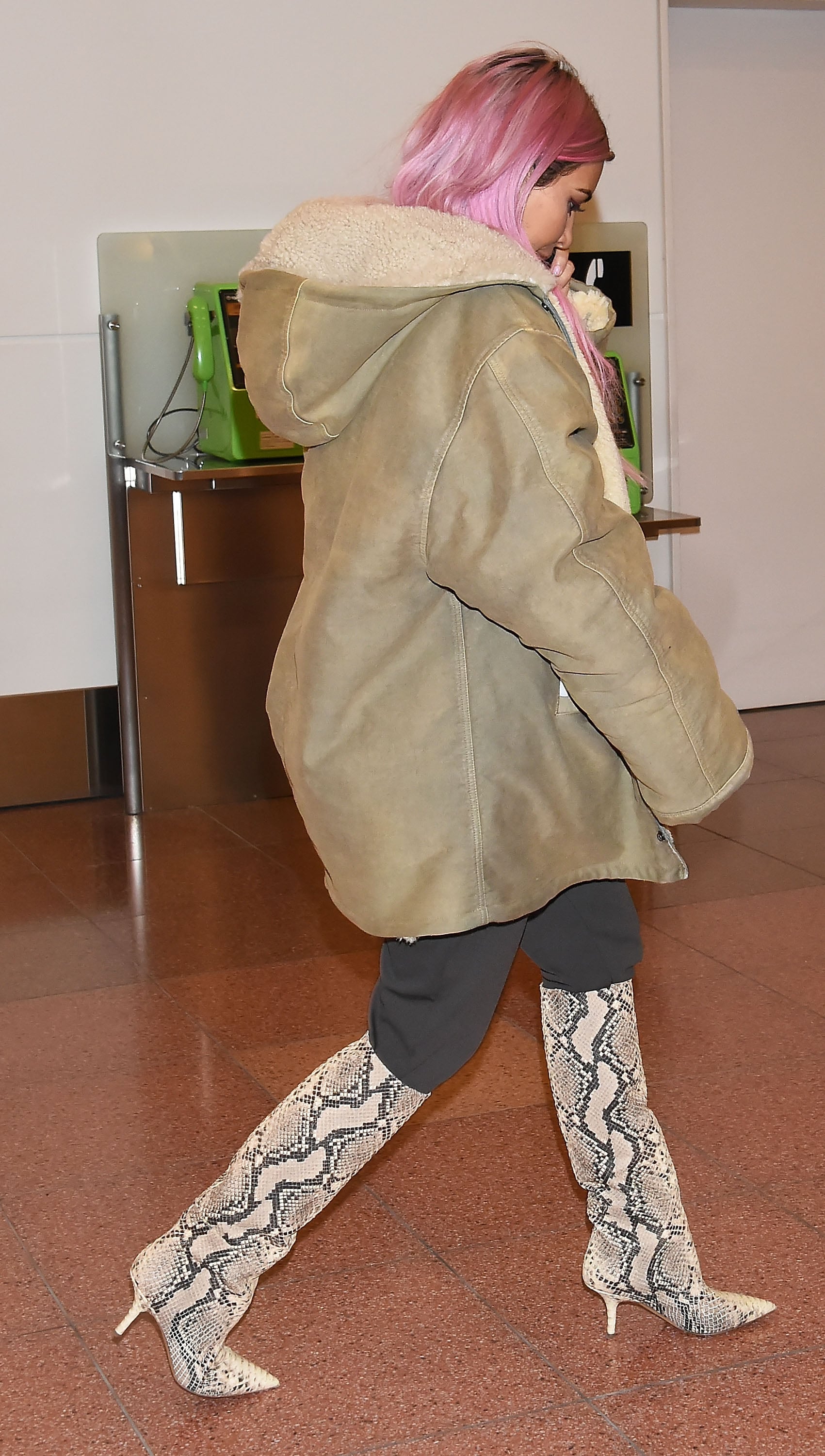 Yeezy snake 2025 boots