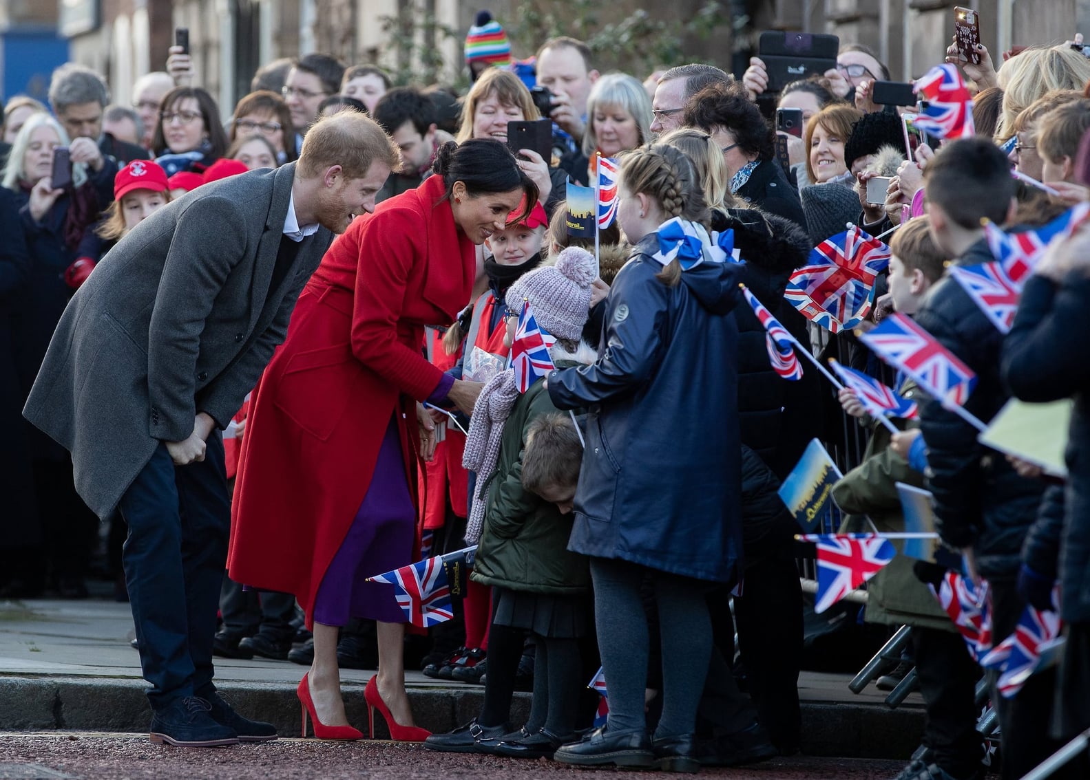 Meghan Markle Prince Harry Let Blind Kids Touch Their Faces | POPSUGAR