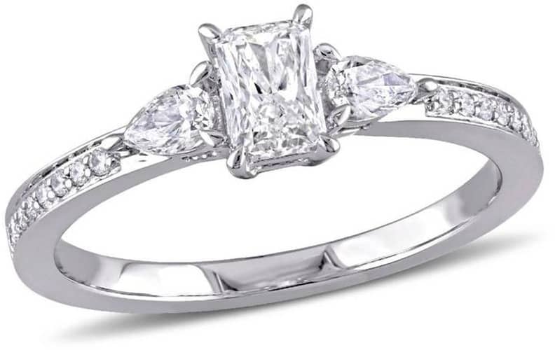 Alexa Ray Joel s Engagement Ring POPSUGAR Fashion