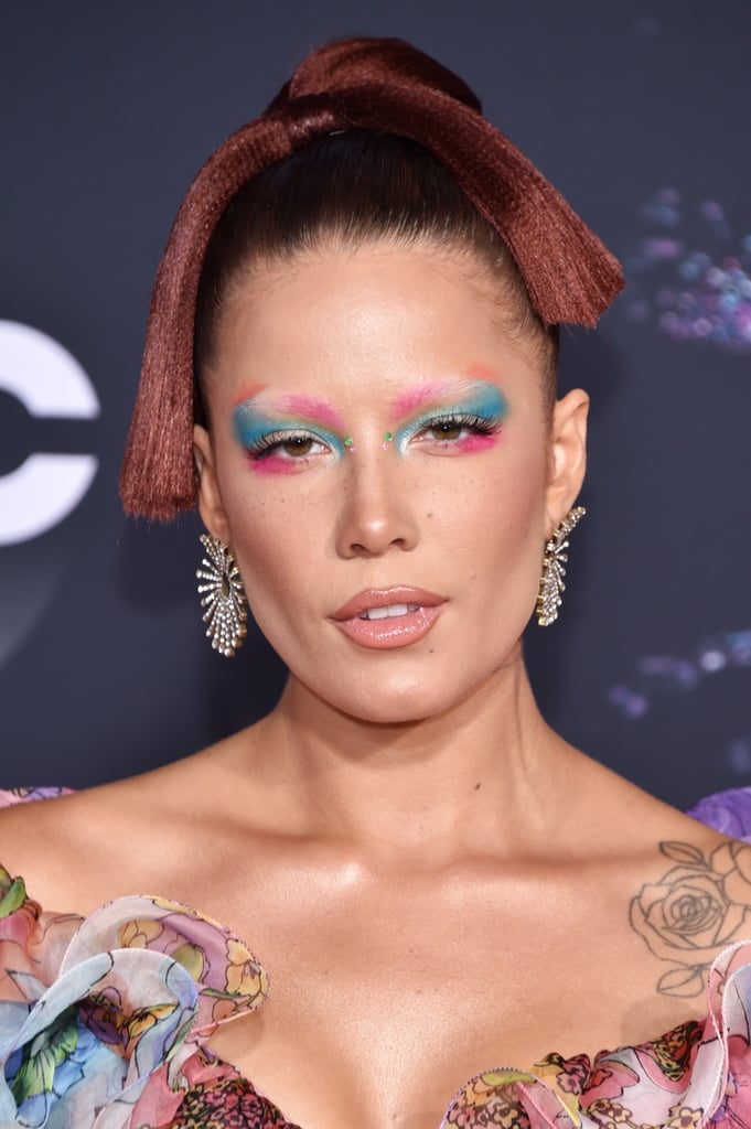 Halsey Watercolour Makeup at the American Music Awards 2019