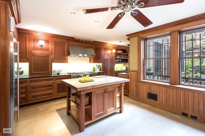 Barack Obama's Brooklyn Apartment