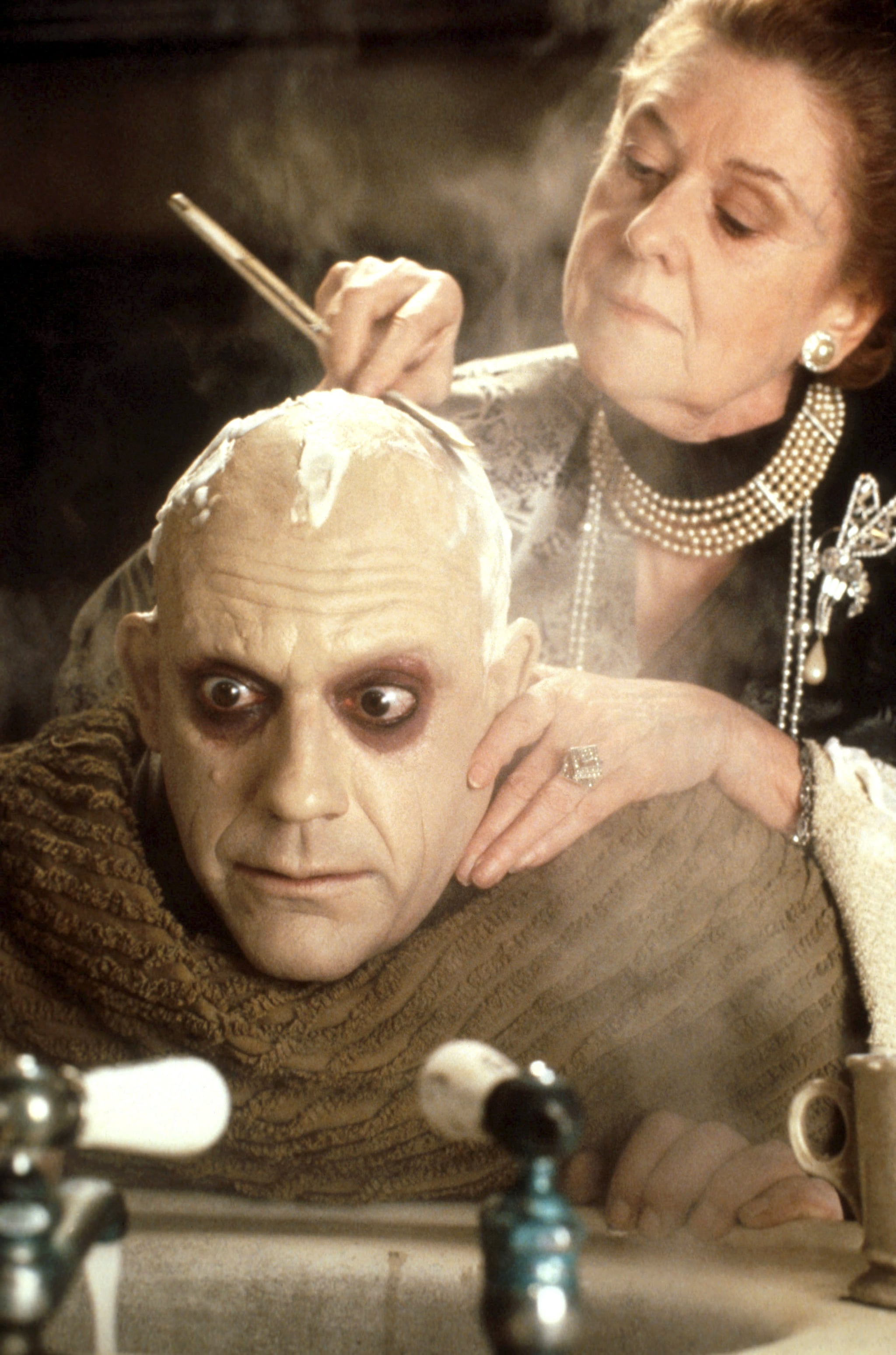 Dekorative afkom Tage af Christopher Lloyd as Uncle Fester | 27 Years Later, Here's What the Cast of  The Addams Family Is Up To | POPSUGAR Entertainment Photo 6