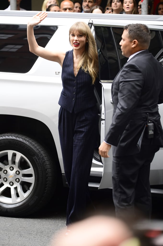 Taylor Swift Wears a Summer-Approved Oversize Suit | Photos