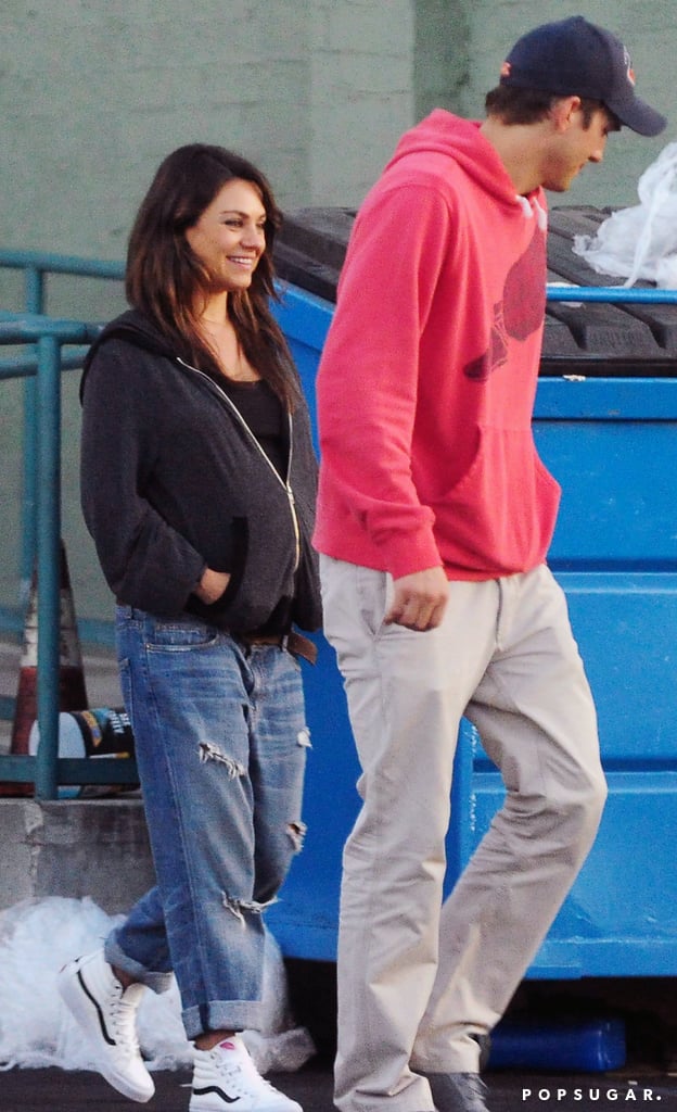 Pregnant Mila Kunis and Ashton Kutcher in LA | July 2014