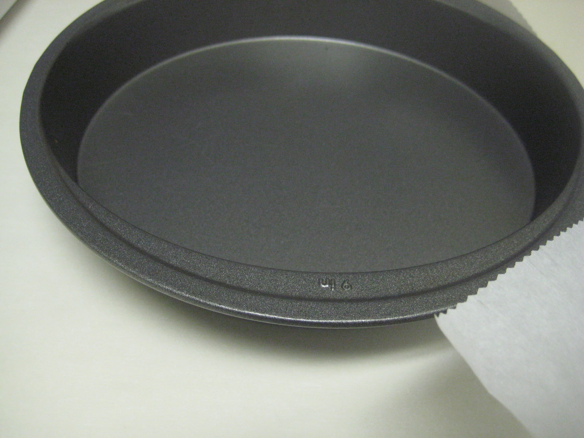 Simple Tip Line Cake Pans With Parchment Paper POPSUGAR Food