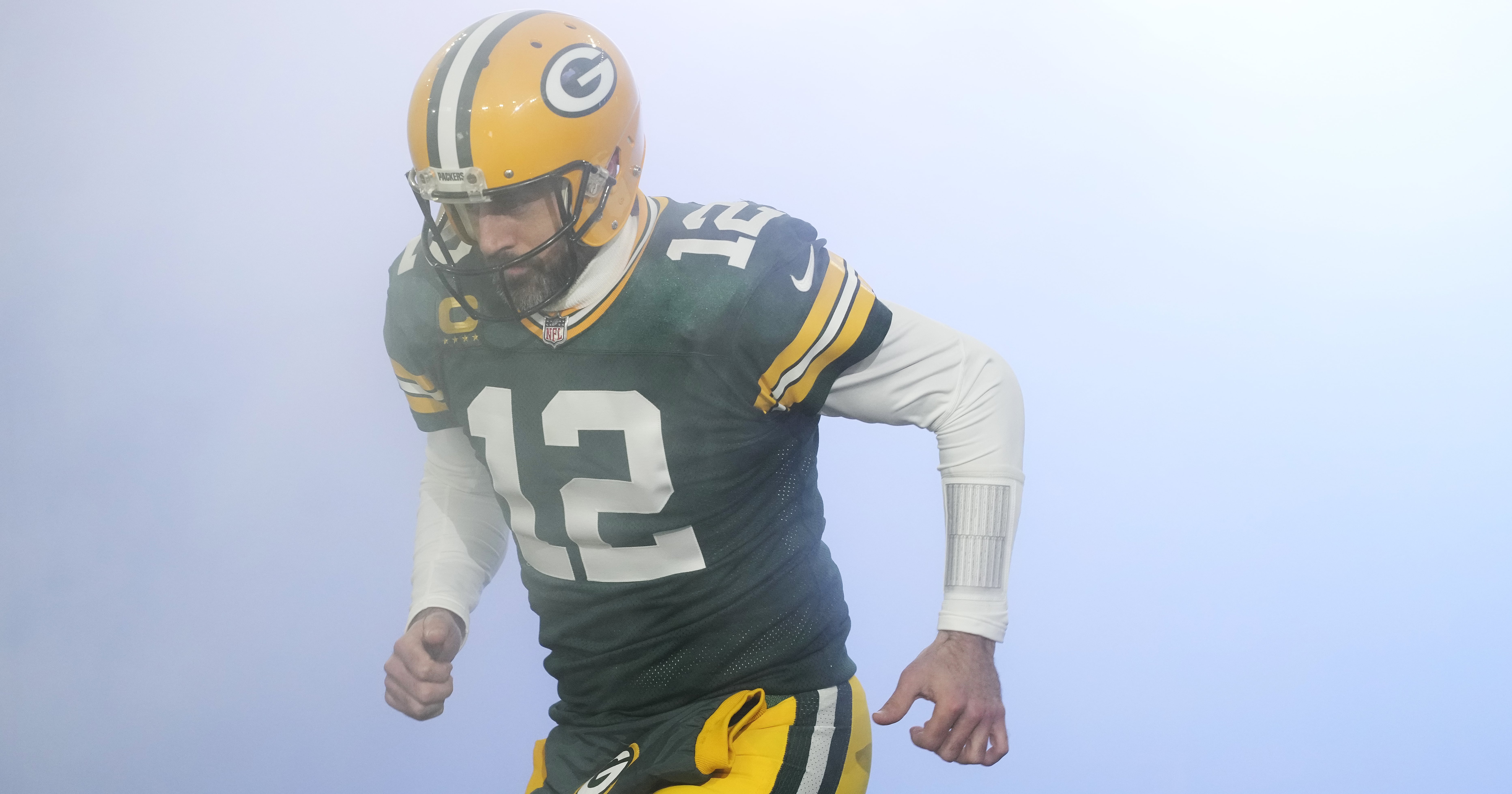 Aaron Rodgers Plans a Darkness Retreat to Decide Retirement | POPSUGAR ...