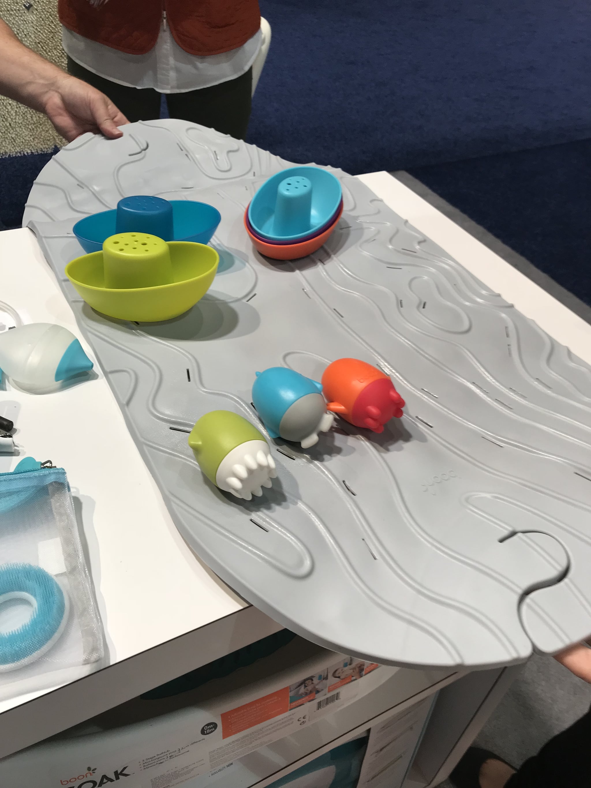 boon griffle bath mat