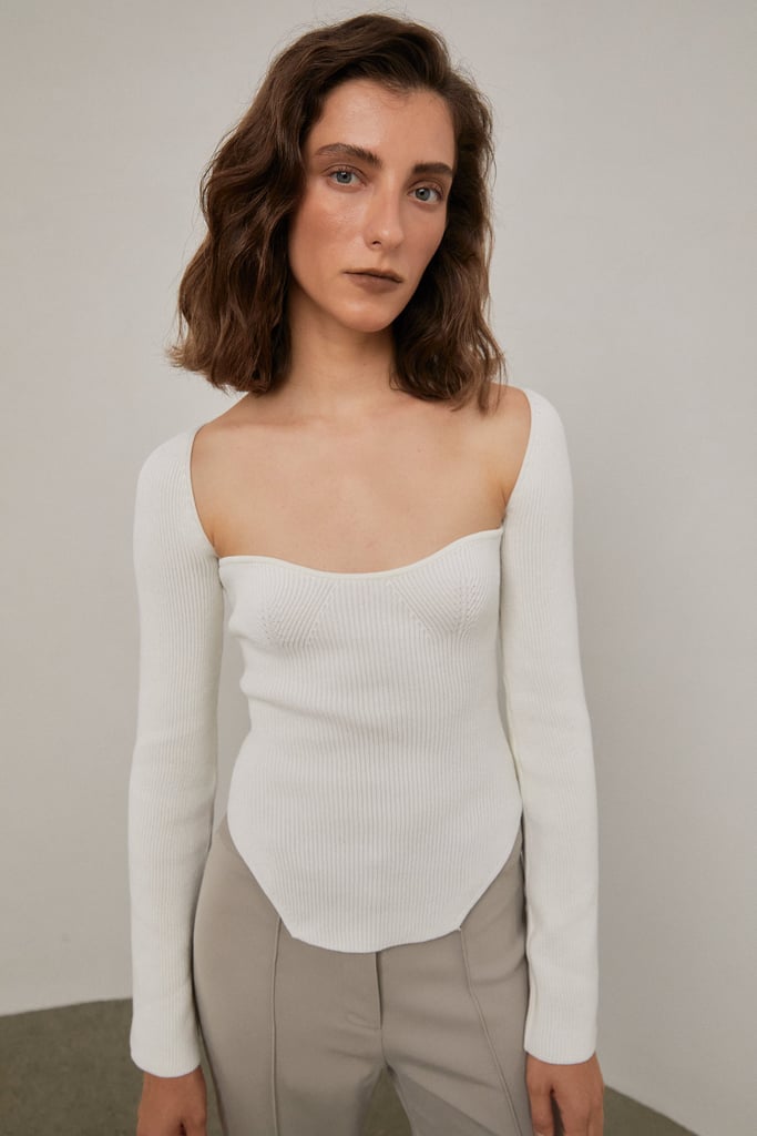 sweetheart neckline small bust