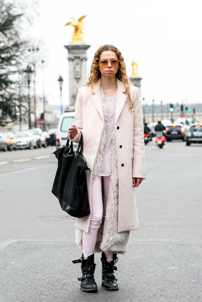 A textural vest added interest to monochromatic layers. | Street Style ...