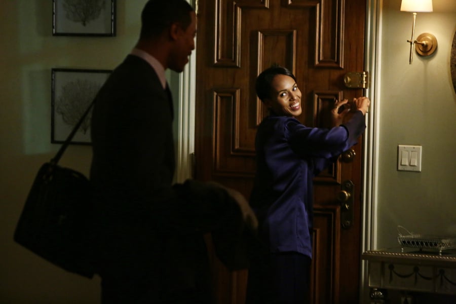Even Olivia's casual clothes are pretty polished. This silky robe is way more elevated than your average terrycloth version.