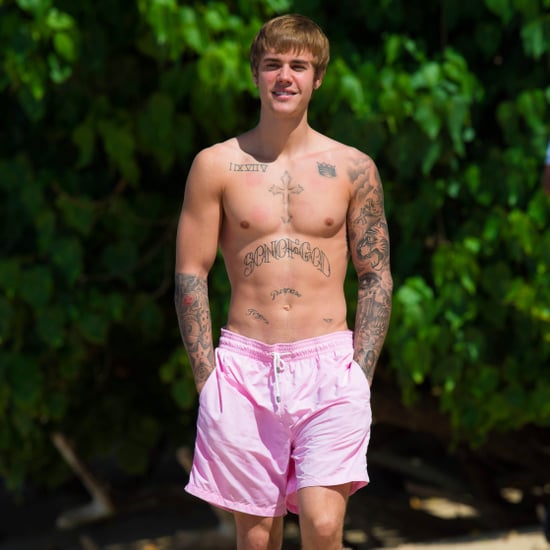 Justin Bieber Shirtless in Barbados Pictures December 2016