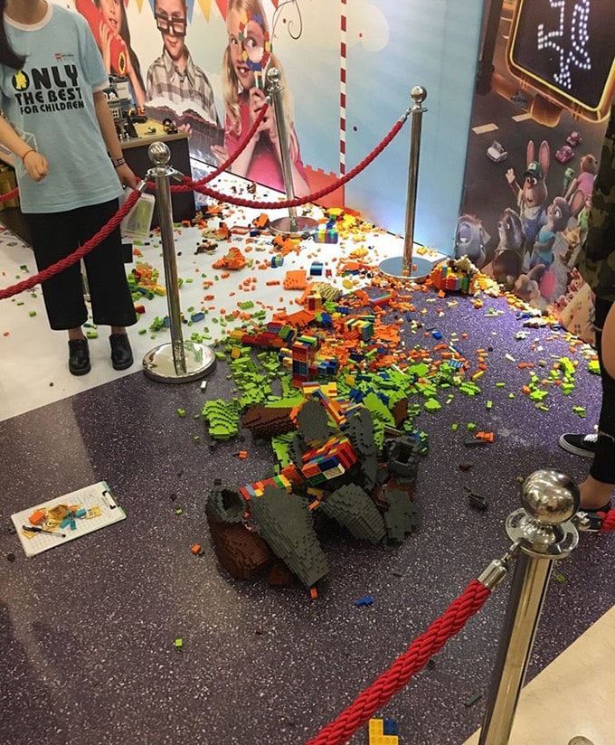 Child Destroys Zootopia Lego Statue