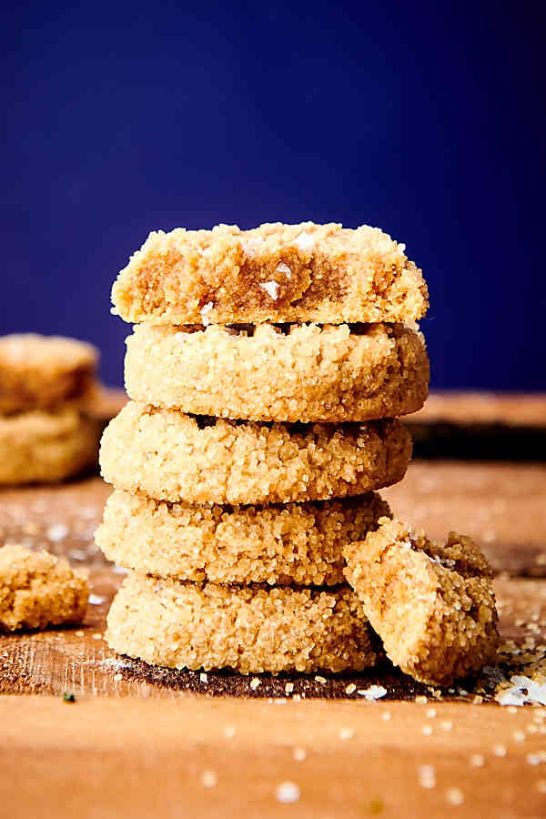 Almond Flour Peanut Butter Cookies