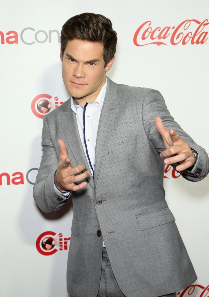 When He Made Fun of the Typical Red Carpet Poses