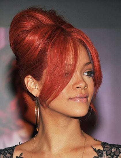 Celebrities Wearing Beehive Hairstyles 2011 08 22 05 07 40
