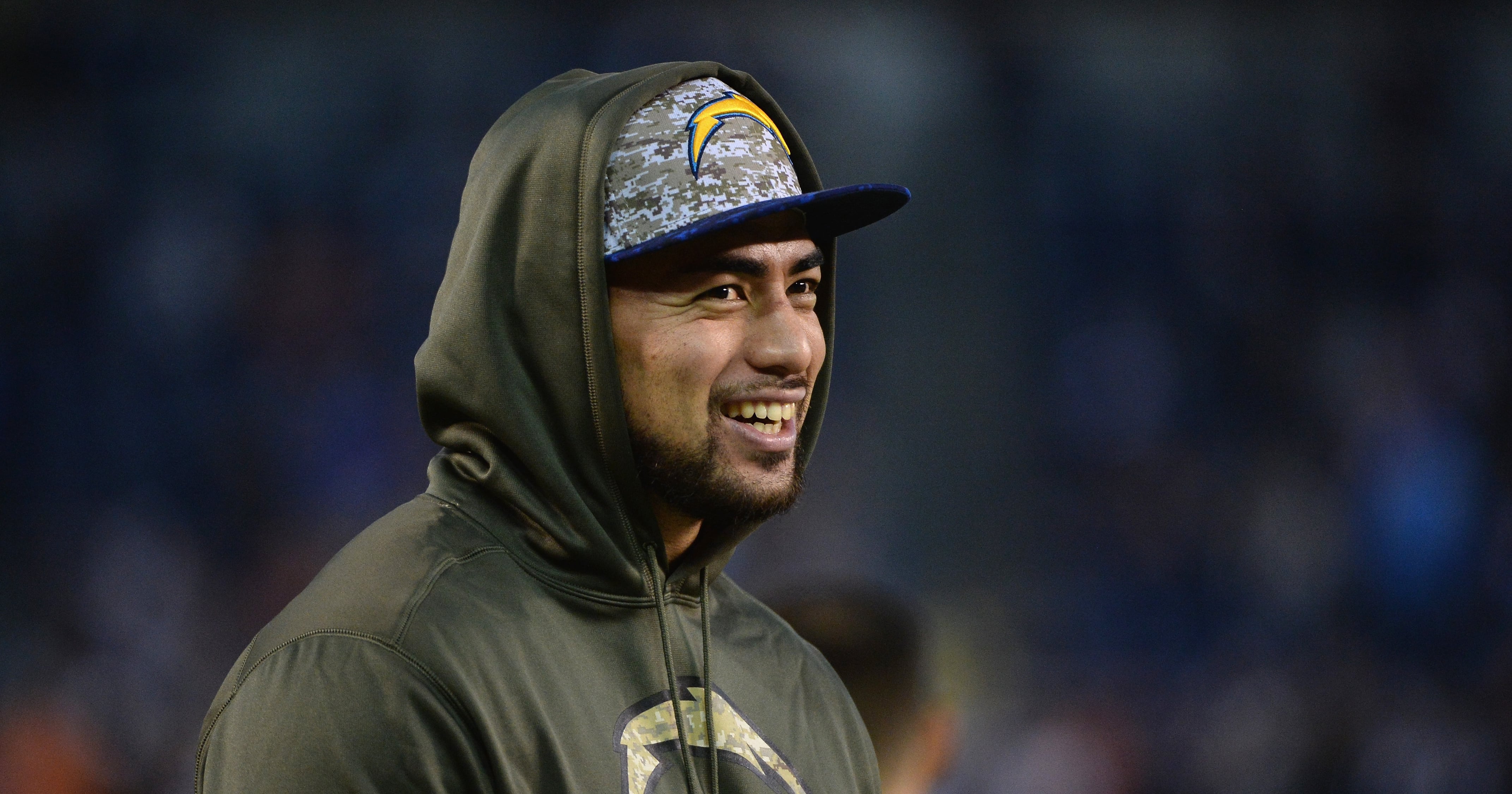 Manti Te'o and Wife Jovi Nicole Their Second Child PS Celebrity