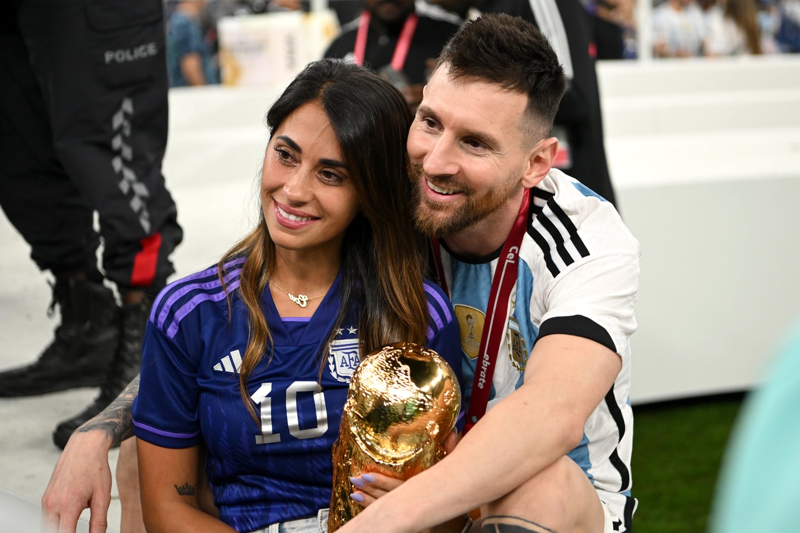  Lionel Messi's Family Celebrate His World Cup Win 
