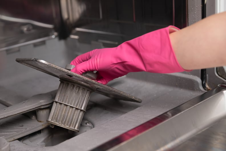 We are breaking down how to clean your dishwasher filter, plus how to clean your dishwasher with vinegar, here.