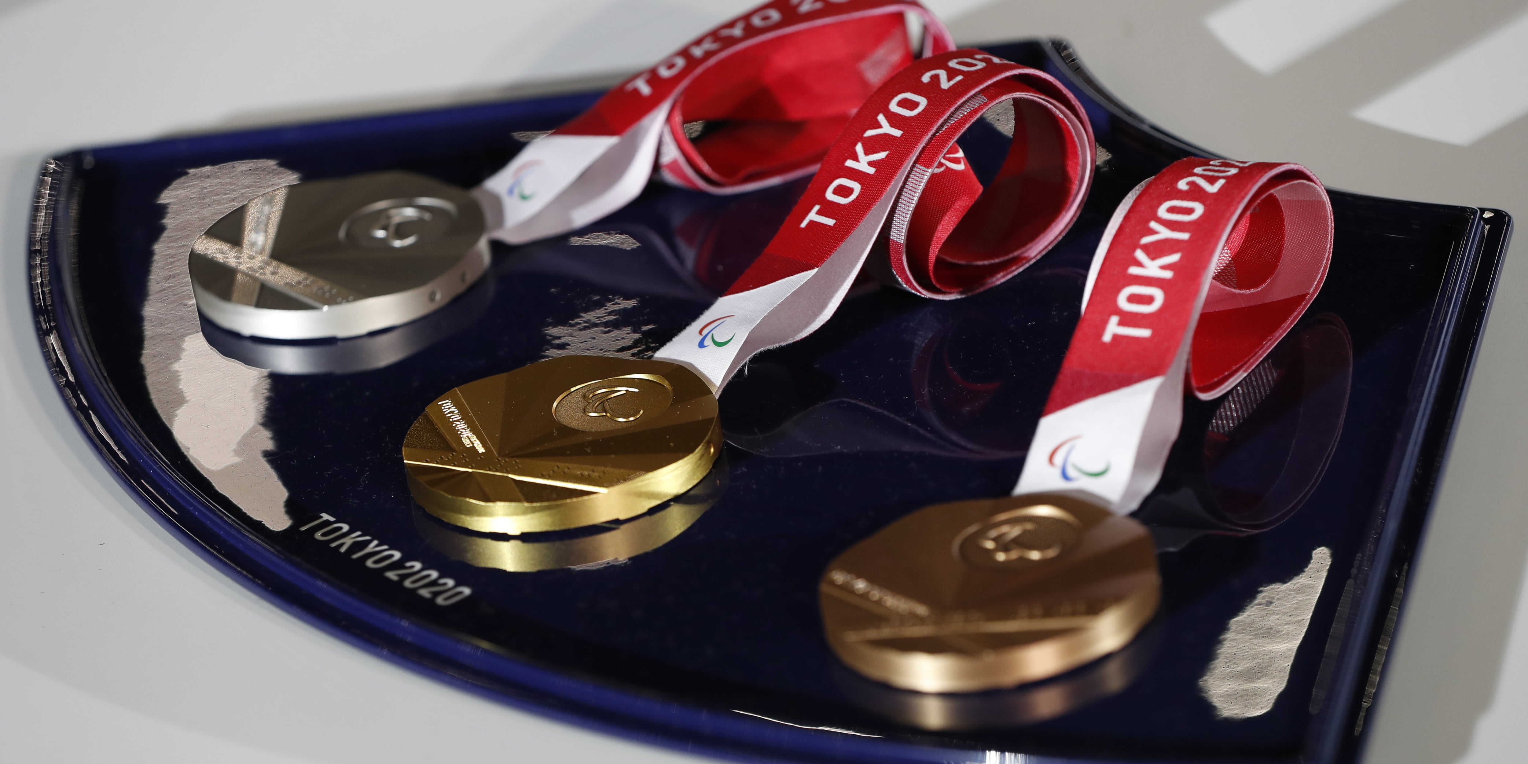 Tokyo 2020 Paralympic Medals - Photos & Medal Design