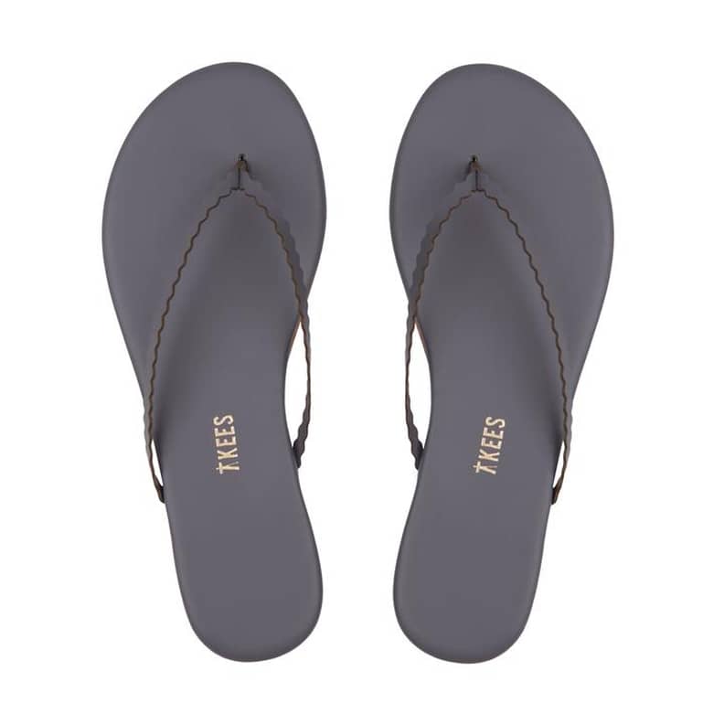 Tkees scalloped flip flops 2025