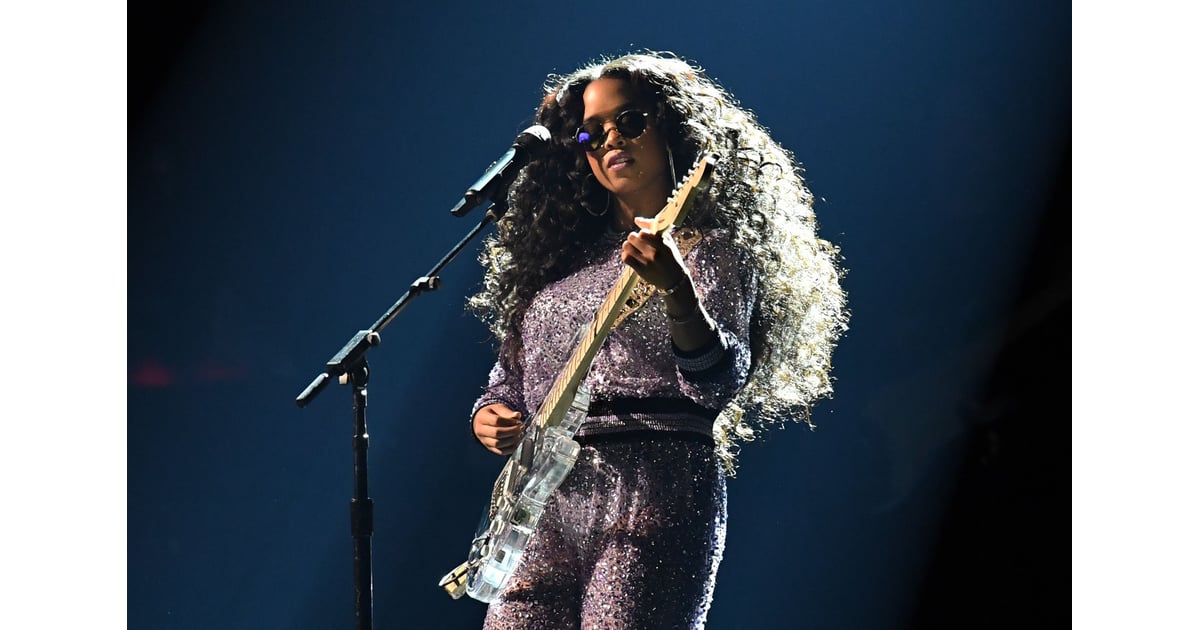 H.E.R. Grammys Performance 2019 Video POPSUGAR Entertainment Photo 6