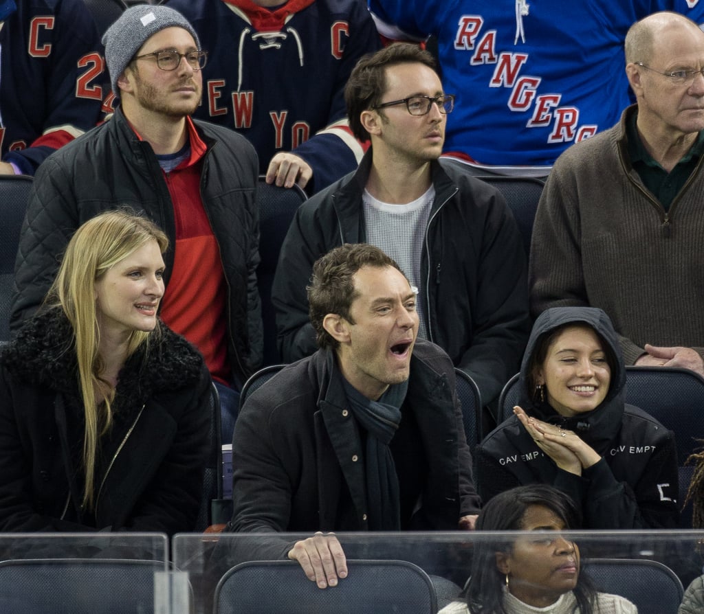 Jude Law With His Girlfriend and Daughter in NYC Dec. 2016