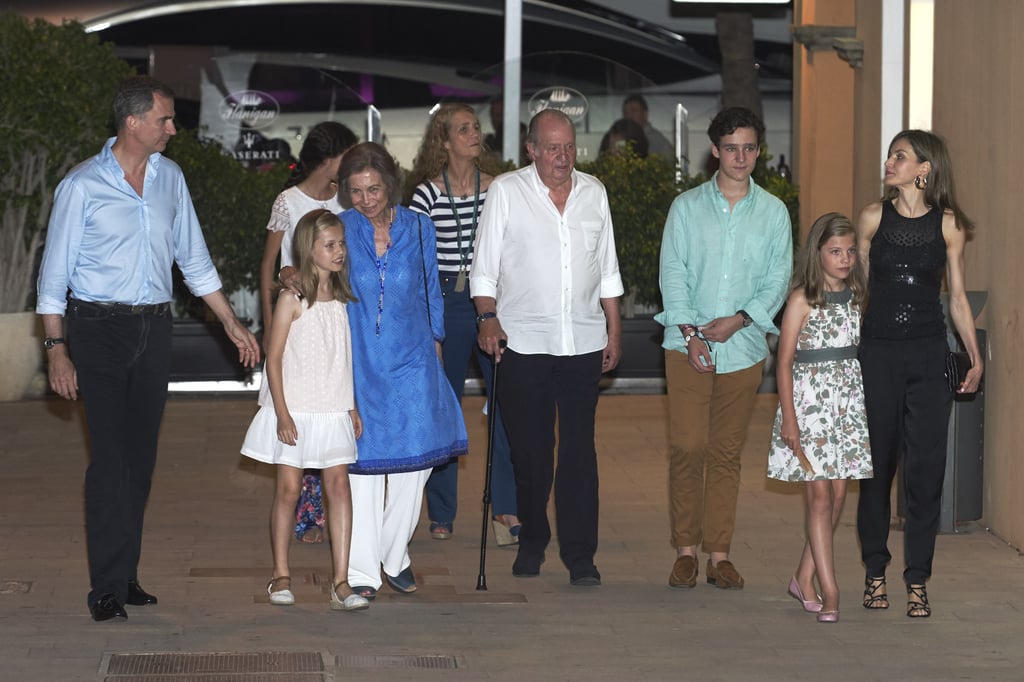 Queen Letizia and Daughters in Mallorca, Spain, August 2016 | POPSUGAR ...