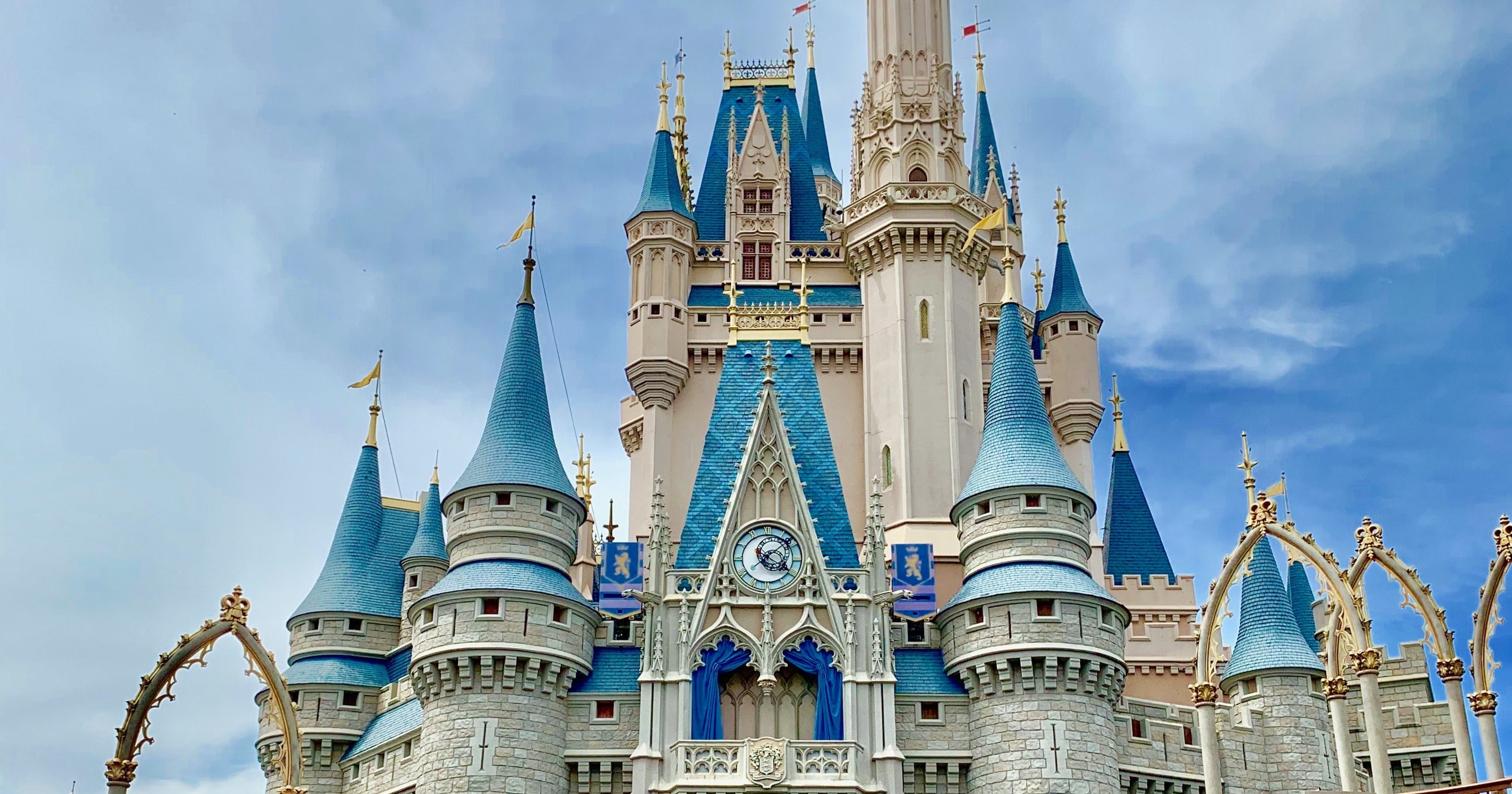 Walt disney world принц. диснейуорлд флорида. игра зачарованное королевство. Enchanted kingdom 5. волшебные королевства disney: построй свой парк.